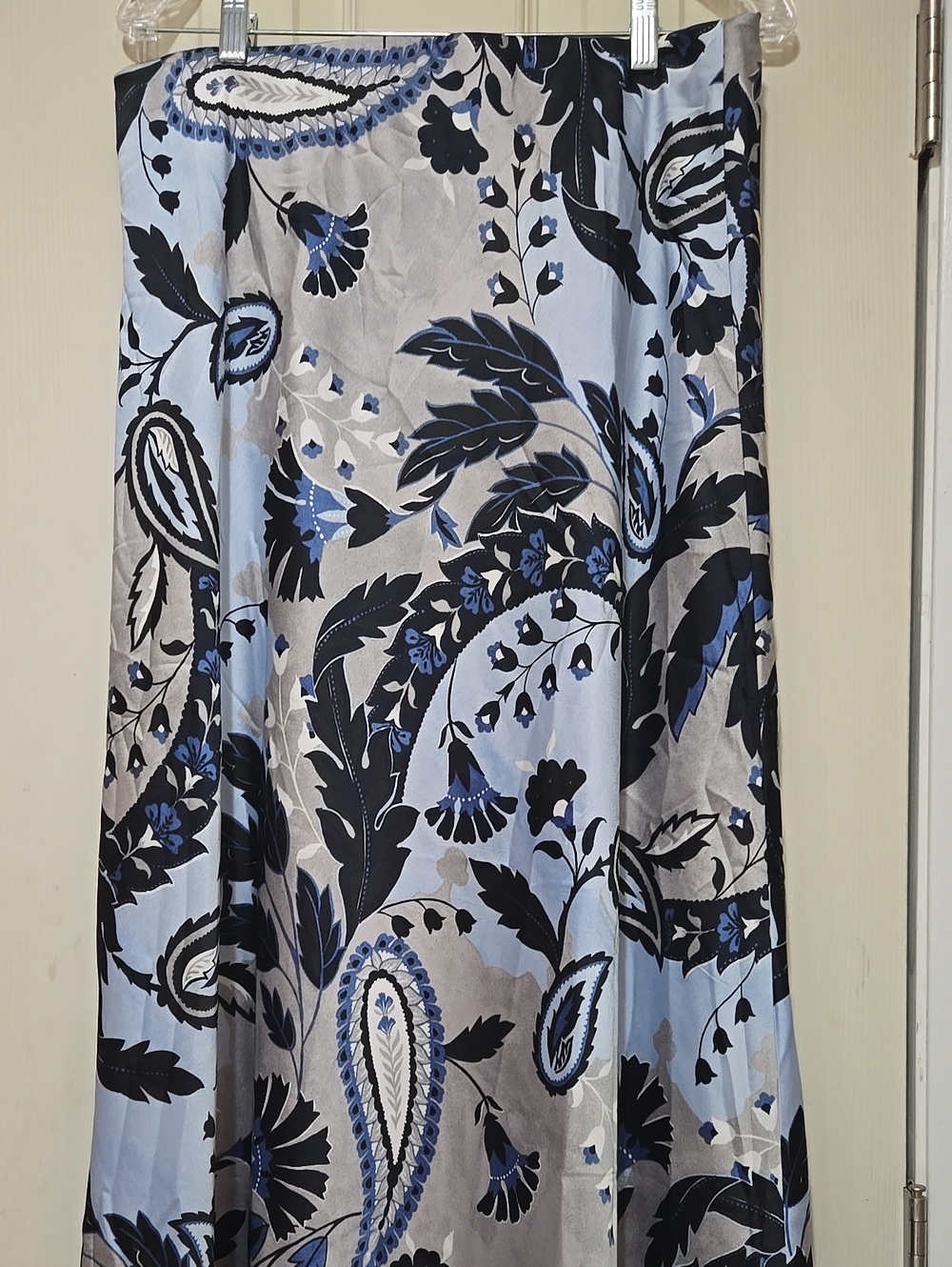 Ann Taylor Blue, Black & Gray Paisley Maxi Skirt